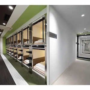 Capsule hotel Capsule J Garden Shin-osaka, Osaka